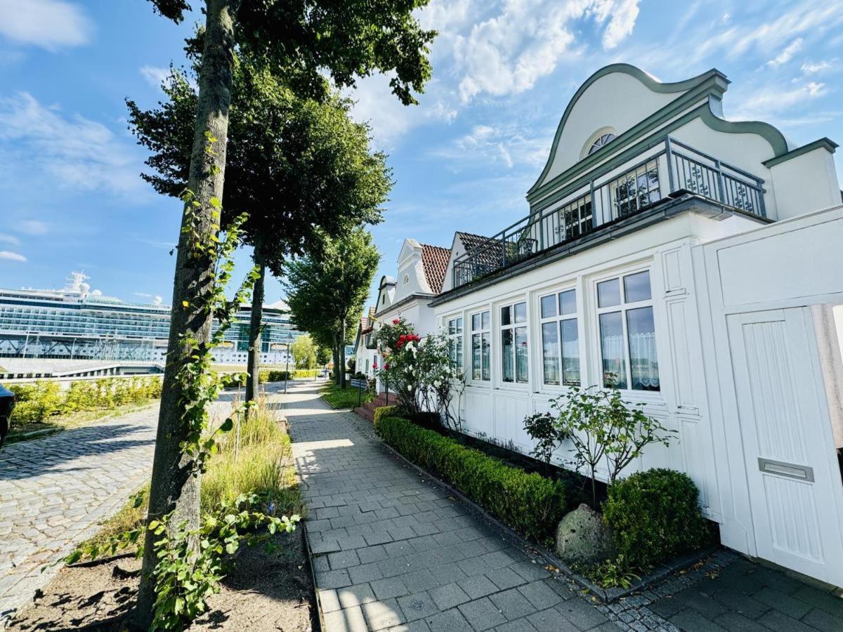 Haus Vier Freunde, Vincent Apartment Rostock Exterior photo